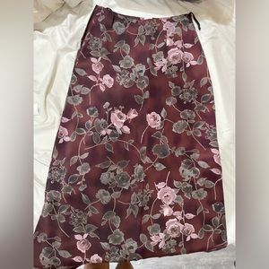 Beautiful Vintage maxi skirt